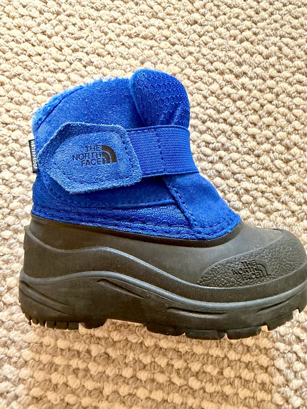 The North Face Alpenglow II Waterproof Insulated Winter Boots | Toddler Size 6 |